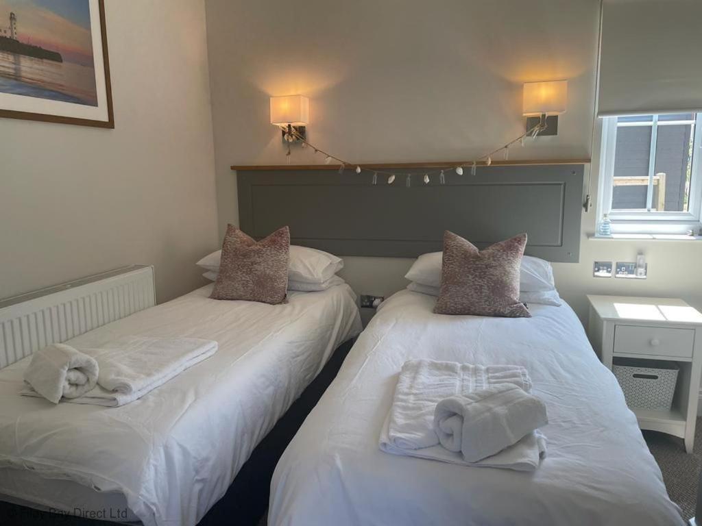 Lakeside Retreat At The Bay Filey, Sleeps 4, 2 Non-Shedding Dogs Welcome For Free Exteriör bild